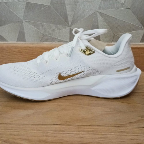 Nike W Air Zoom Pegasus 41 new, size 40, pink and gold