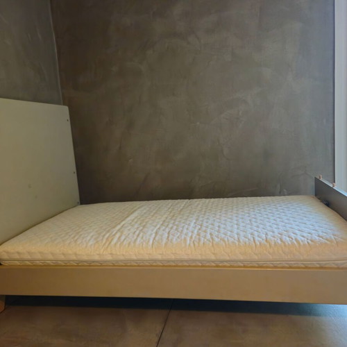 Casababy Oslo Convertible Baby Cot and Greco Strom Erato Mattress like new