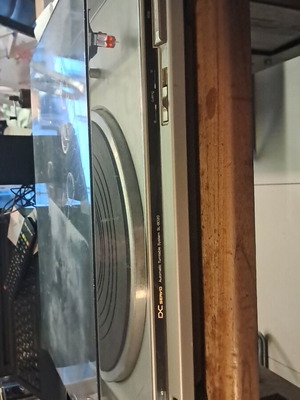 Technics turntable used, cover slightly damaged