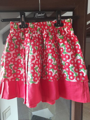 Dpam girls skirt like new for 7-9 years old, white and pink