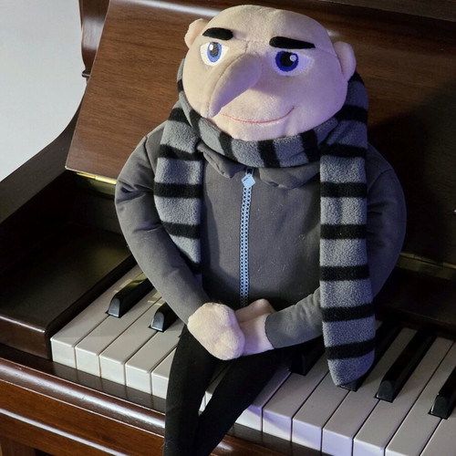 Minions Gru Despicable Me collectible like new