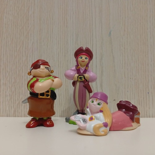 Kinder Surprise Joy Kinder Surprise Figures Miniatures Monsters and Pirates
