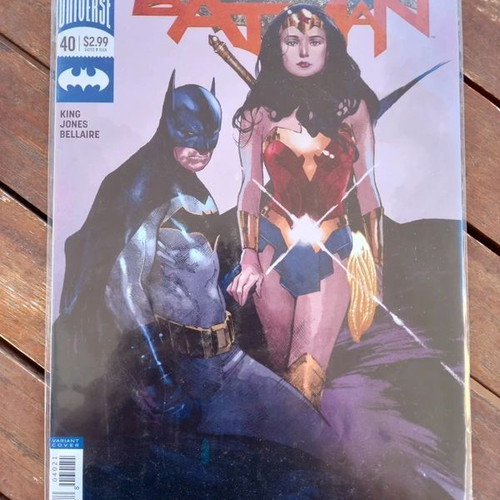 Batman No 40 DC Universe Comic variant cover like new