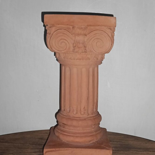 Ionic Style Column used, alabaster, 21cm x 9.5cm