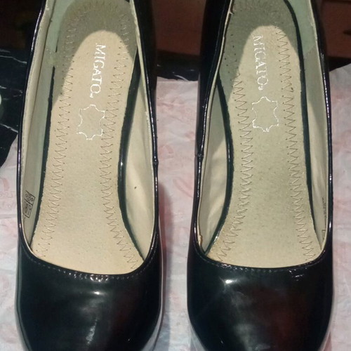 Migato pumps new, black patent leather, size 38, 13 cm heel