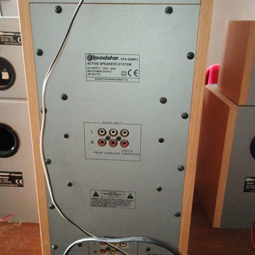 Roadstar home cinema speakers used, 6-piece set 300 watts