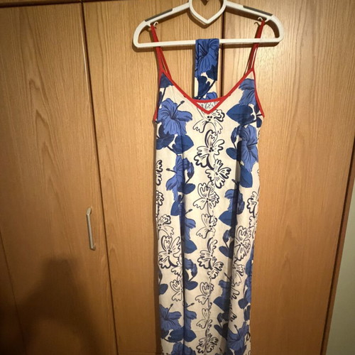 Karavan Tati dress one size like new, white and blue