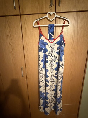Karavan Tati dress one size like new, white and blue