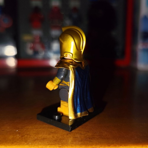 Dr. Fate minifigure like new with stand and plastic cape