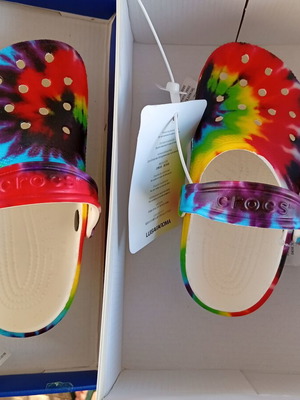Crocs colorful clogs new, size 31-32