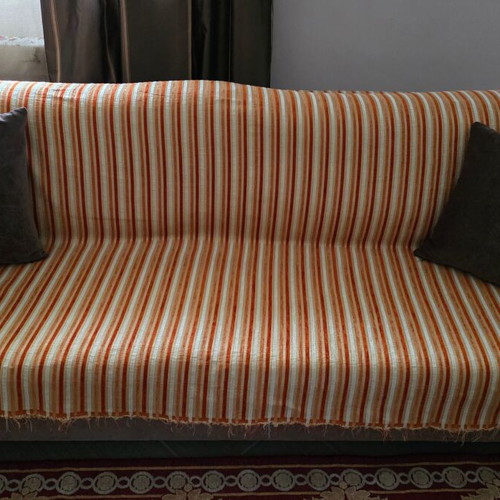 Living room sofas like new, 2 three-seaters 2.10m with storage, velvet fabric