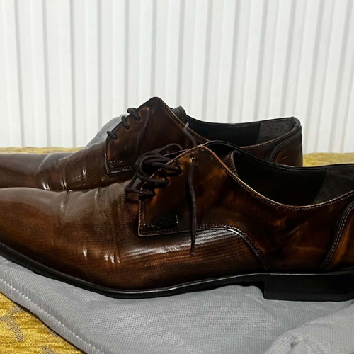 Boss shoes brown like new, size 43