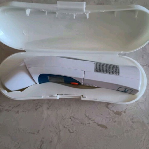 Loreli forehead thermometer new with case