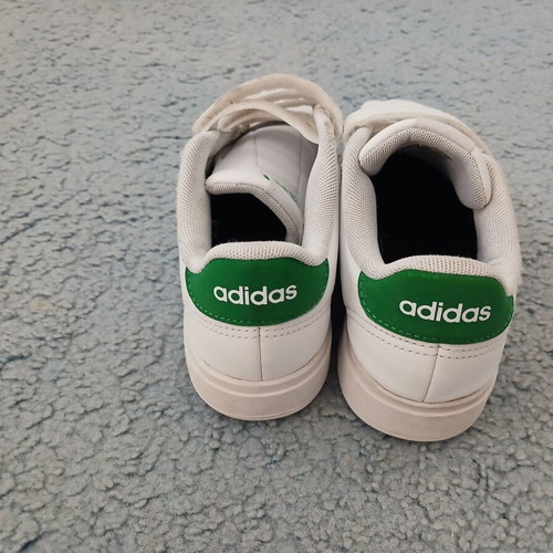 Adidas sneakers size 33, white