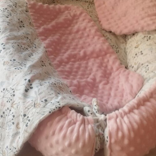 Baby Nest with Blanket for Girl like new