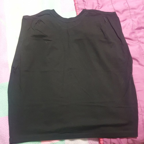 T-shirts set of 3 like new, size L