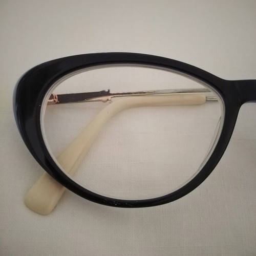 Just Cavalli women's cat eye glasses like new, blue frame