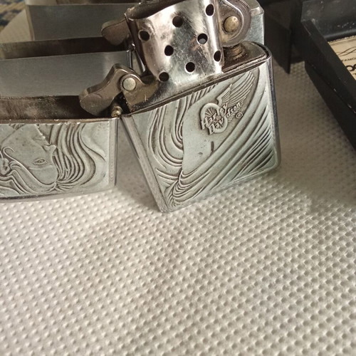 Zippo lighters set of four like new