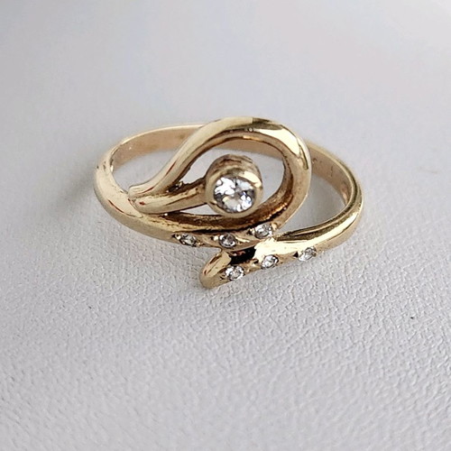 Gold 14K ring used with zircon