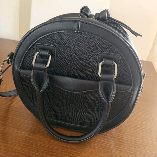 Black handbag and crossbody bag like new