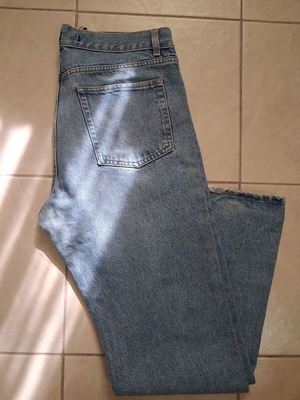 L.O.G.G. by H&M straight-leg jeans used with frayed hems size L