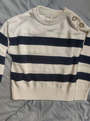 Orchestra sweater 4 years like new, white and blue
