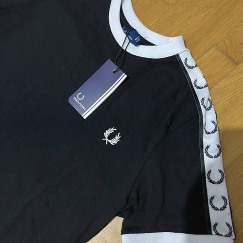 Fred Perry T-shirt new, size S, black