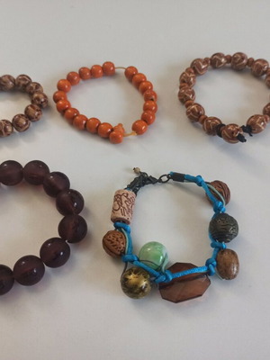 Women's bracelets like new