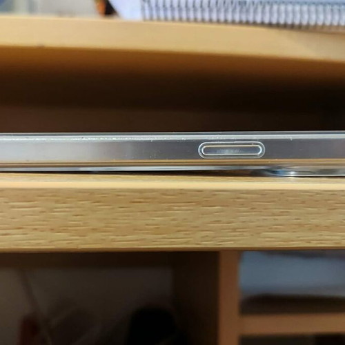 Apple Original MagSafe Transparent Phone Case for iPhone 15 Pro like new