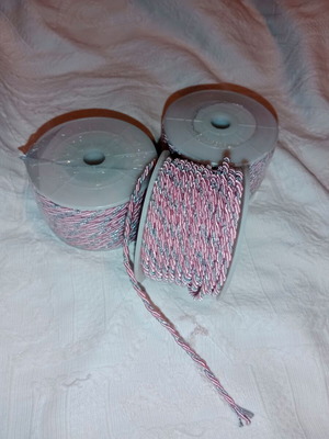 Κορδόνι τρίκλωνο ροζ-ασημί καινούργιο, σετ 3 καρούλια