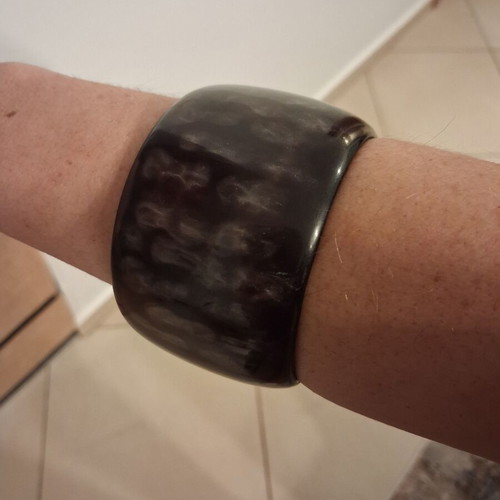 Bracelet used black, thickness 5 cm
