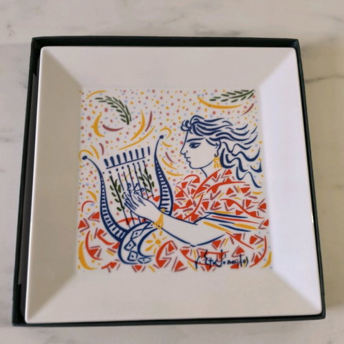 Plate painted by G. Stathopoulos like new, large square