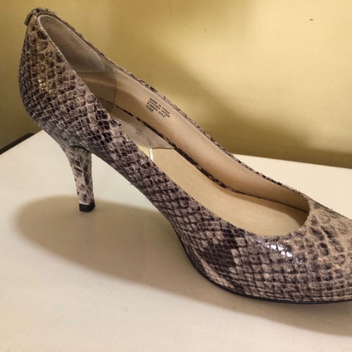 Michael Kors pumps size 40 with snake pattern like new