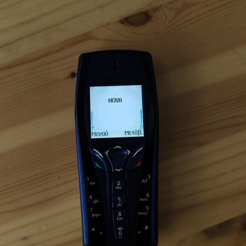 Nokia 7250i mobile phone, charger, no battery, blue