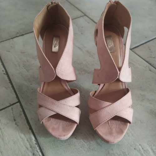 Pink high-heeled sandals used, size 36