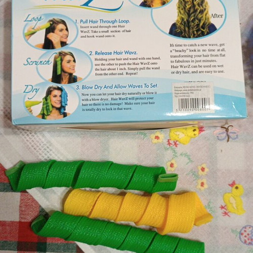 Hair styling curlers