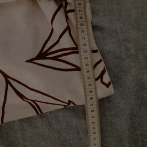 MOTF women's skirt like new, 100% linen, size L/XL, cream/burgundy