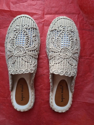 Boho Crochet Style Espadrille Mules Size 40 with Gucci Perfume Gift