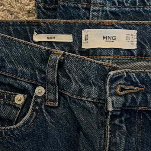 Mango mom style jean blue size XS like new