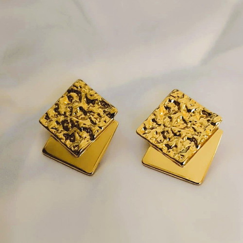 Geometric earrings made of steel gold color new
