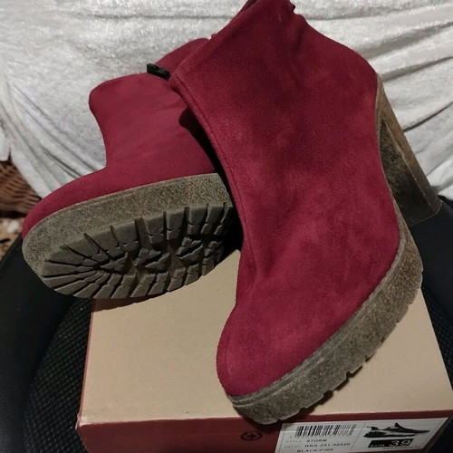 Smart Cronos Castor Ankle Boots Like New, Leather Size 39, 10 cm Heel