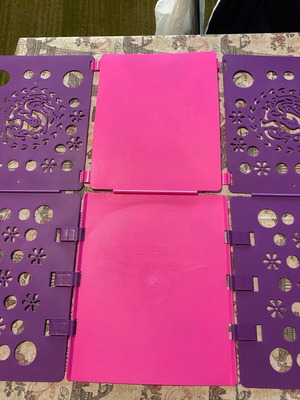 Clothes folding device like new