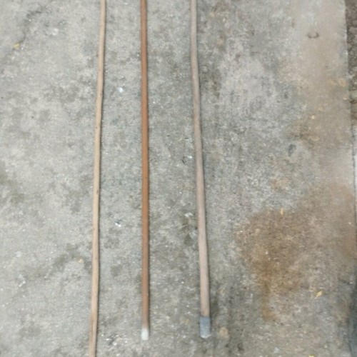 Handmade walking sticks like new, set of two