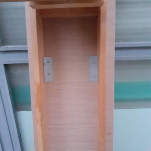Children's bench with pine wood and laminated surface