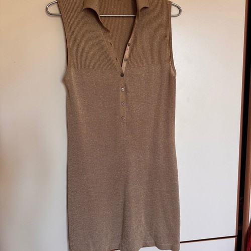Dress blouse gold like new, size M