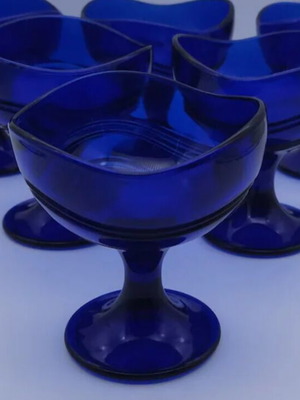 Vintage pedestal bowl 1970s!