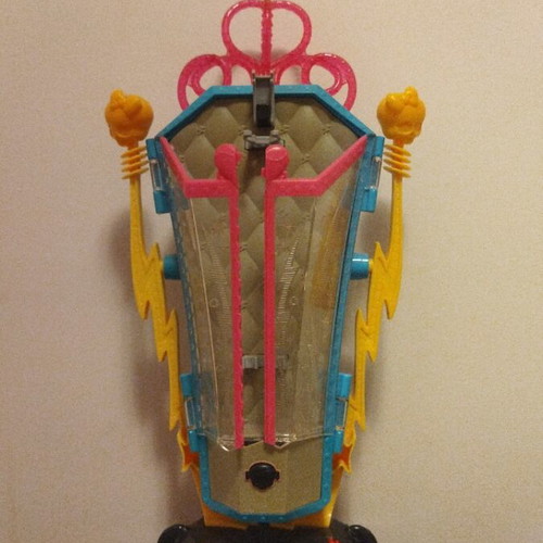 Monster High experiment chamber