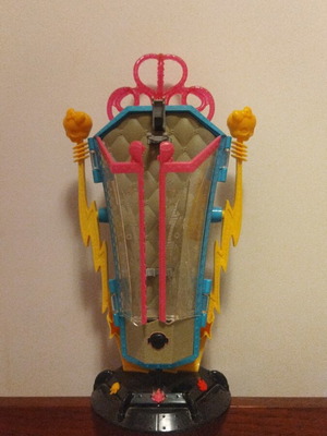 Monster High experiment chamber
