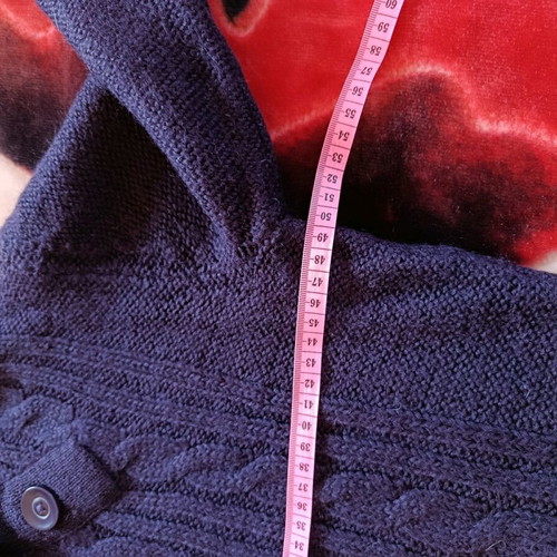 Purple knit sweater like new with unique collar, size L