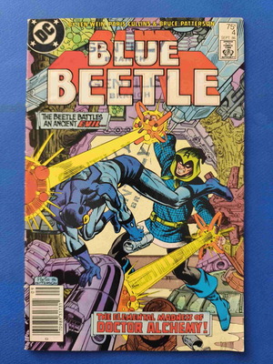 Blue Beetle 4 comic book used, English